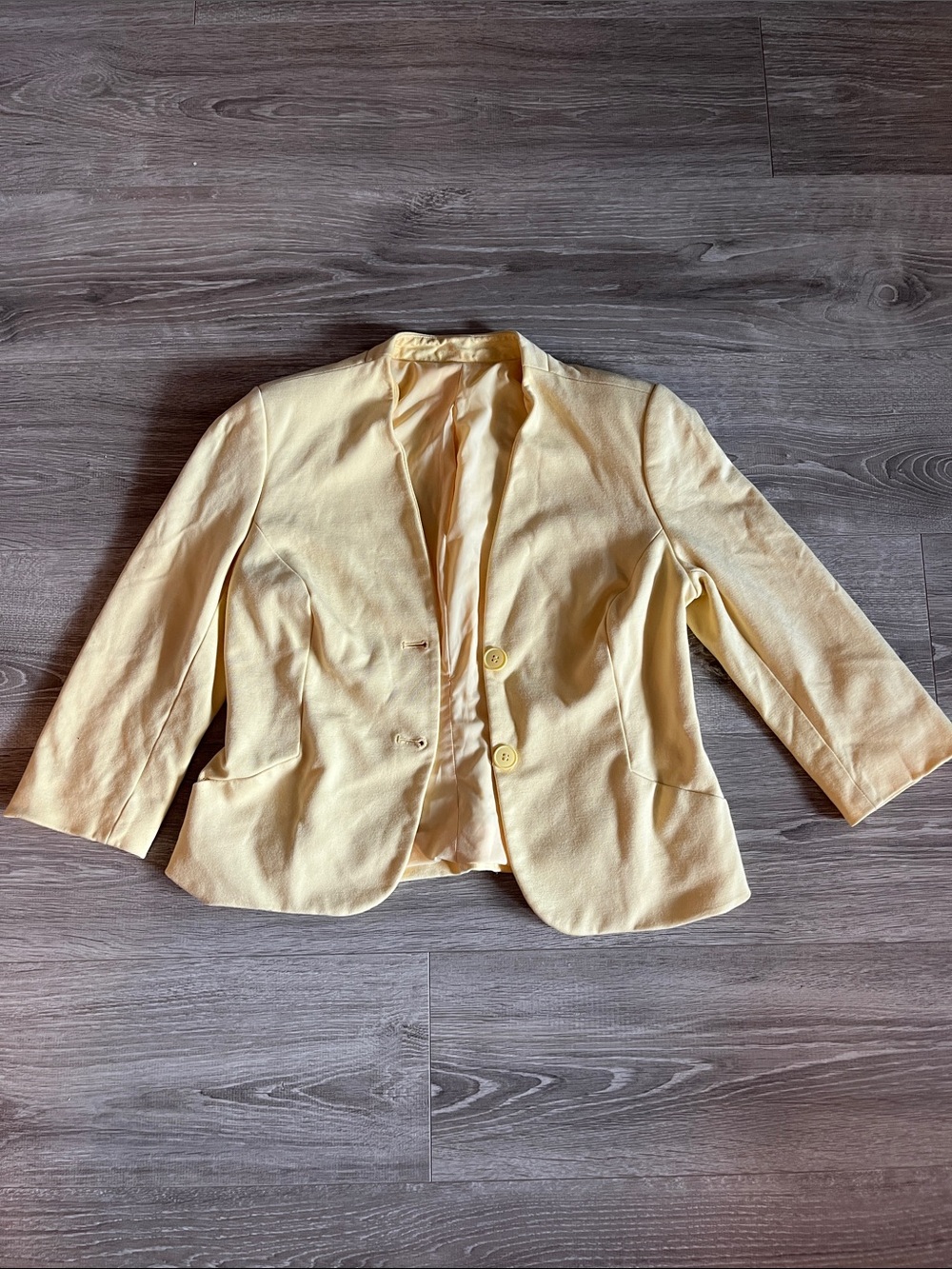 Women's pastel Yellow 3/4 sleeve Tailored Blazer Jacket - small - Picture 3 of 8